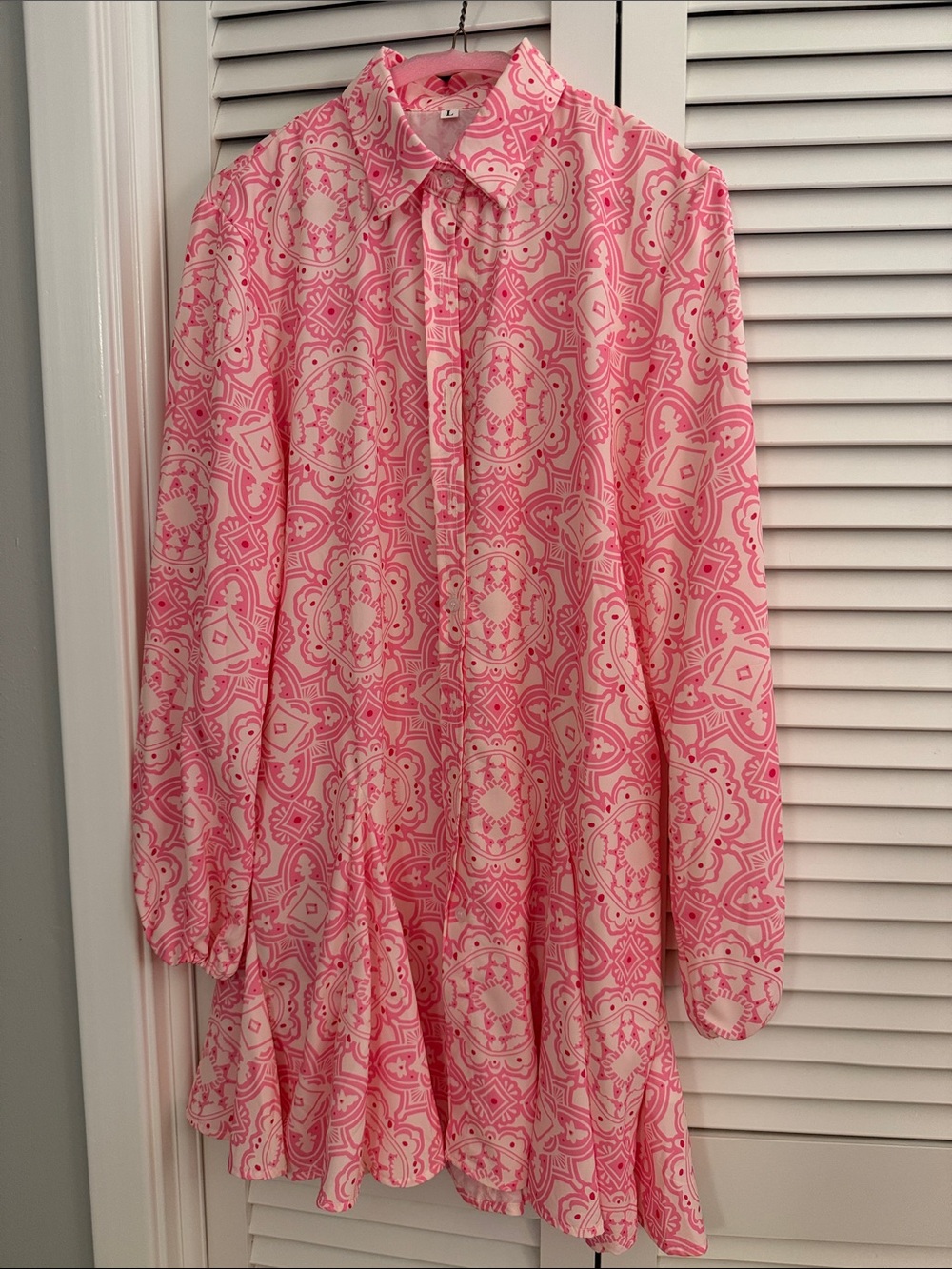 Pink & light cream dress